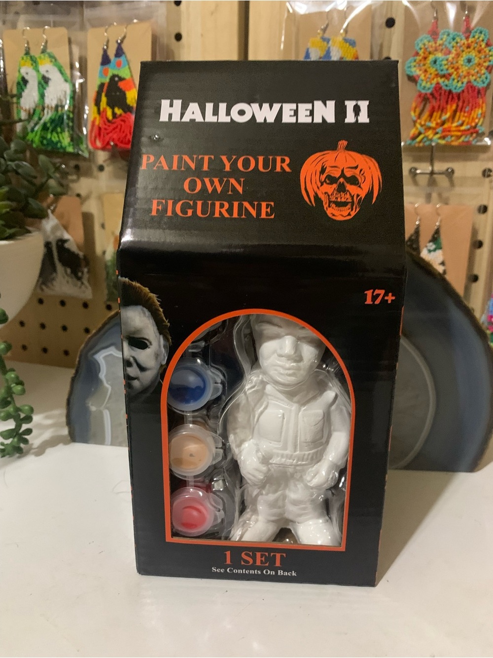 Paint-Your-Own Figurine Kit - White